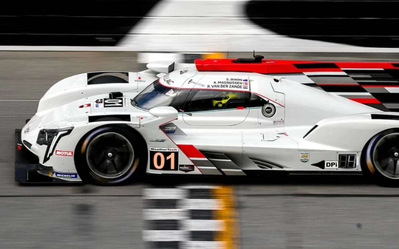 Chip Ganassi dobra aposta no IMSA