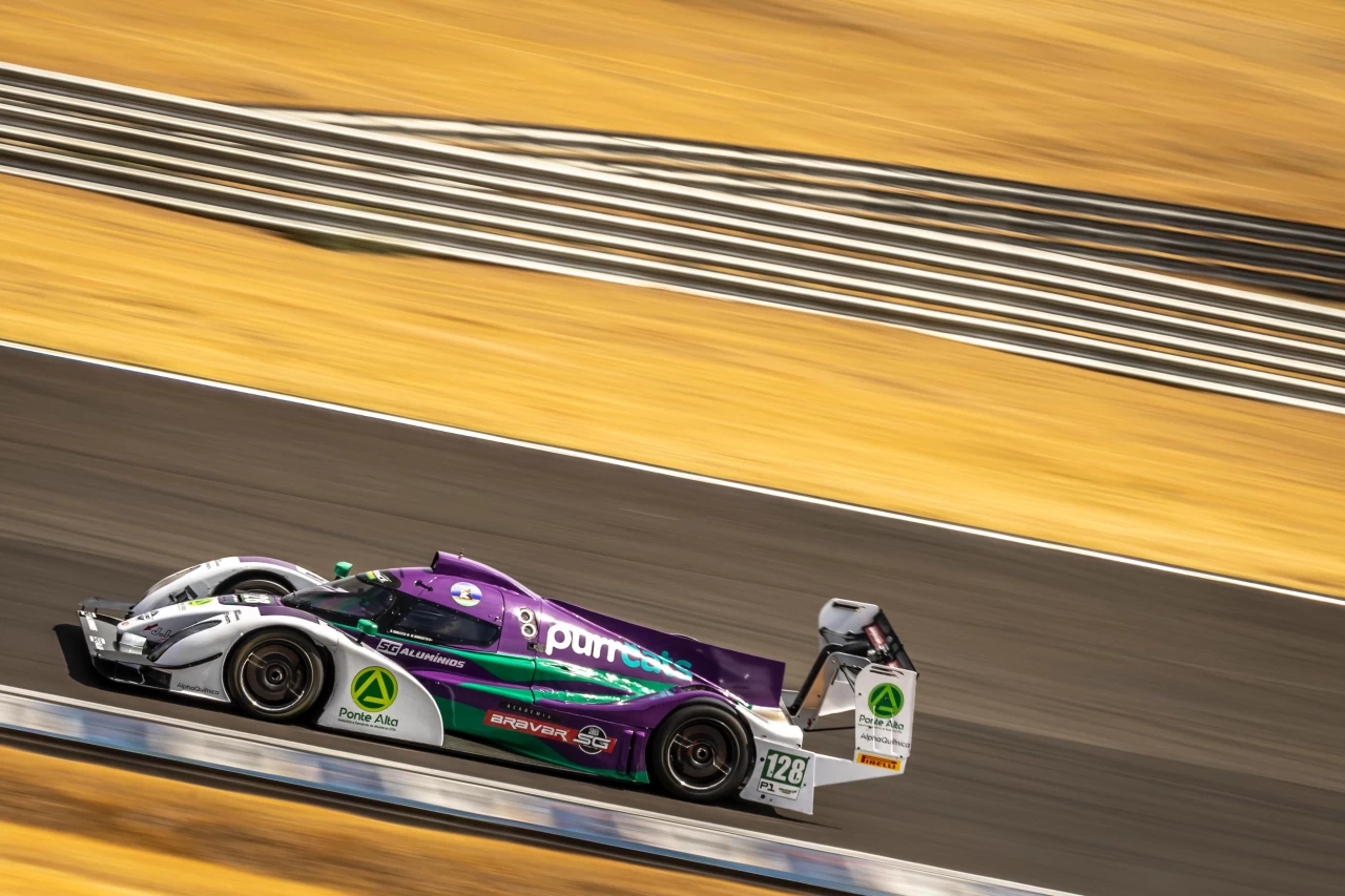 Morgatto e Carlesso comandam o grid