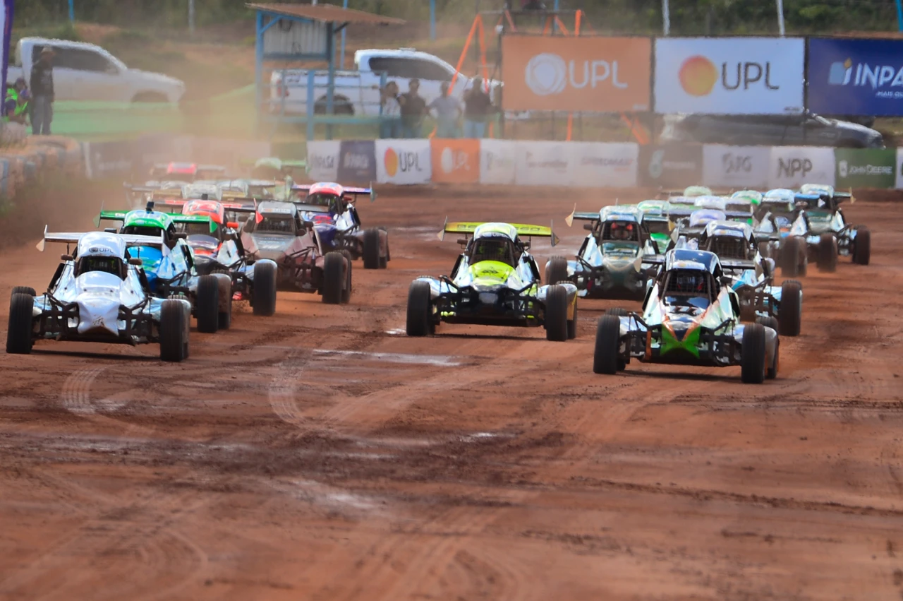 Rio Verde recebe Autocross Brasil e decisão do Kartcross