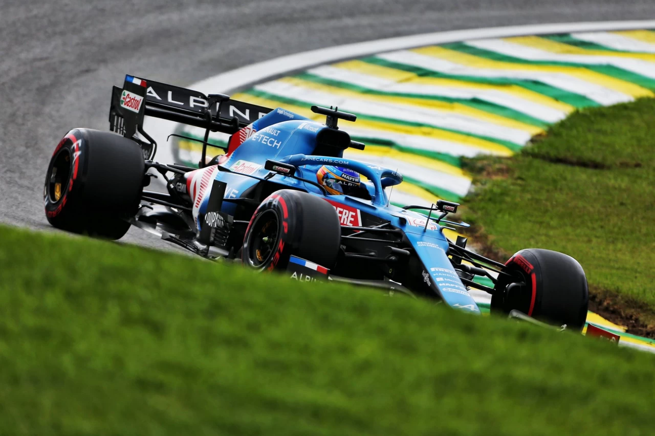 F1 - ALONSO LIDERA TL2 EM INTERLAGOS