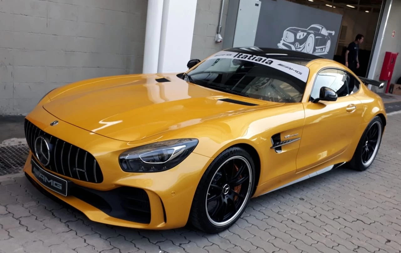 AUTOS: AMG-GT, A HISTORIA POR TRAZ DESSE ÍCONE