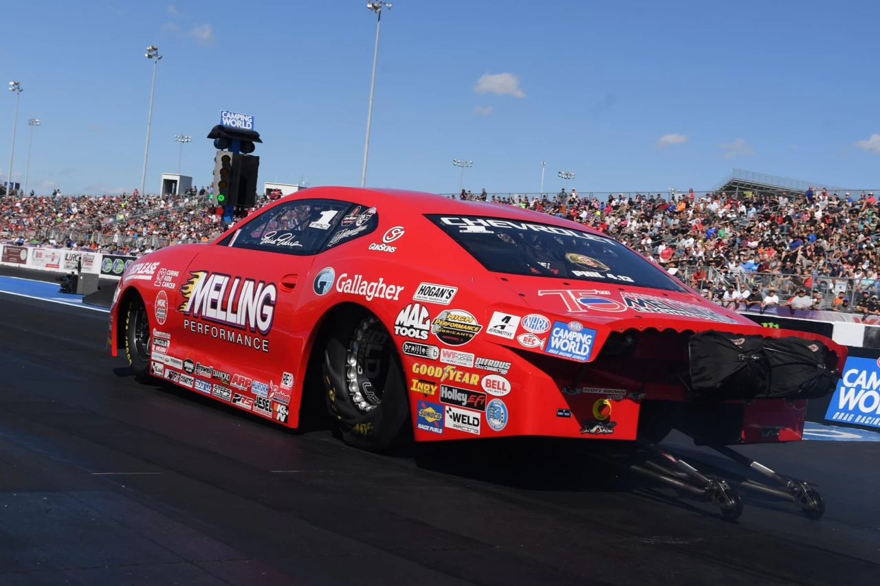 NHRA: Erica enders conquista sua quarta vitória na temporada e diminui vantagem em relação ao líder do campeonato