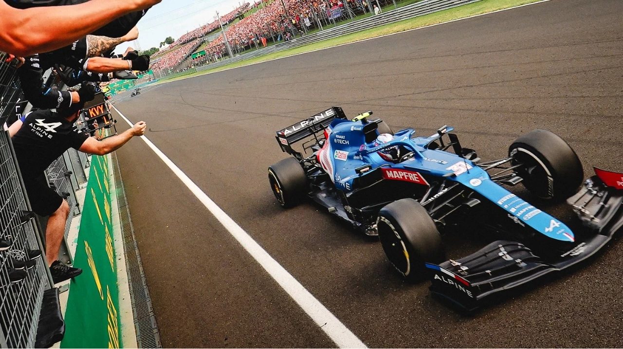 FÓRMULA 1 - O ROSA MUDOU DE CARRO