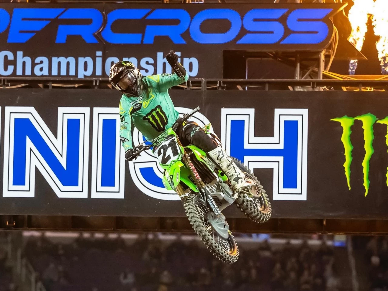 SUPERCROSS - JASON ANDERSON VENCE E ACIRRA DISPUTA PELO TÍTULO