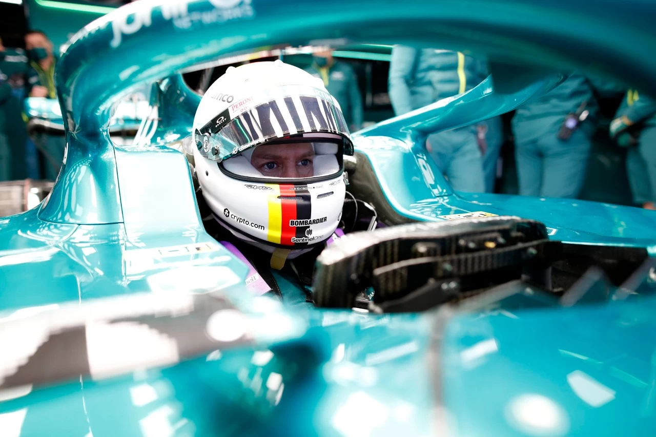 FÓRMULA 1 - VETTEL NÃO CORRERÁ NA RÚSSIA EM 2022