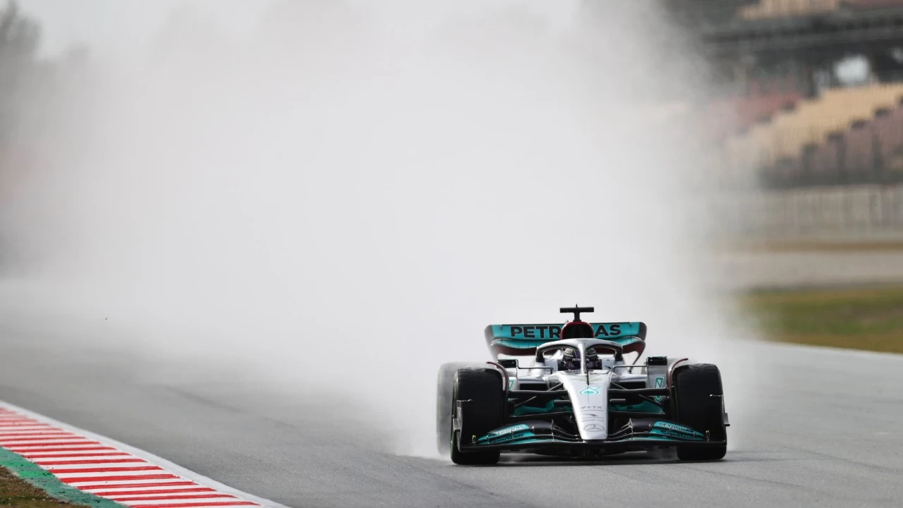 FÓRMULA 1 - MERCEDES LIDERA MANHÃ DO ÚLTIMO DIA DE TESTES EM BARCELONA