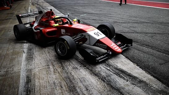 FRECA - DUDU BARRICHELLO EM FORTE PREPARAÇÃO PARA A FORMULA REGIONAL EUROPEIA