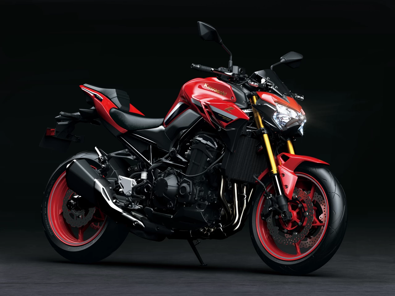 MOTO - KAWASAKI EM FESTA! - CINQUENTONA, LINHA Z DA KAWASAKI COMEMORA MEIO SÉCULO DE EXISTÊNCIA E SEGUE CADA VEZ MAIS ATUAL
