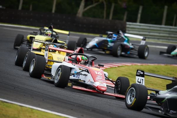 Formula 4 - Com expectativa de novos recordes, BRB Fórmula 4 retorna ao Velocitta