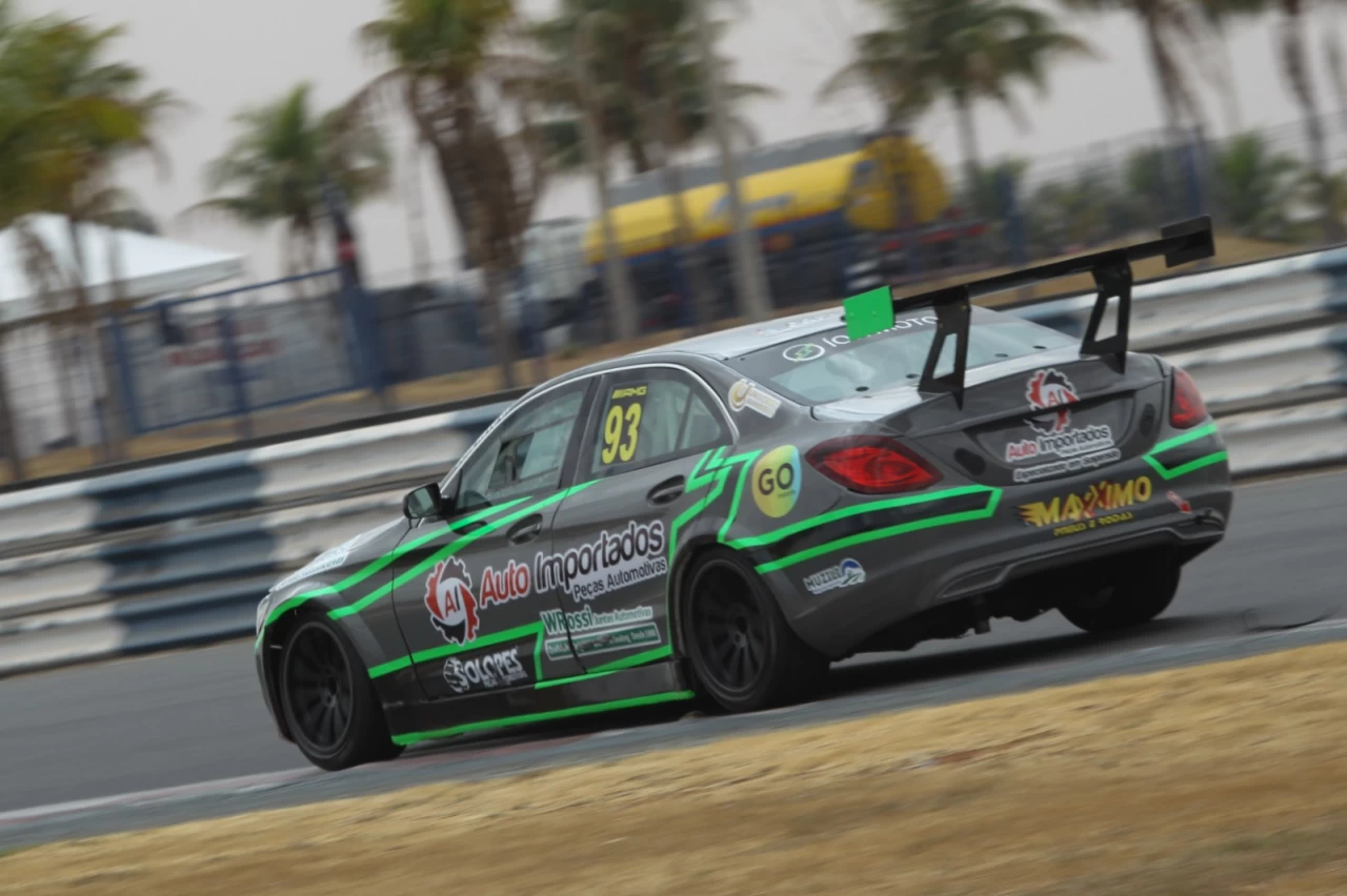 AMG CUP: Potenza é novo desafio para José Neto